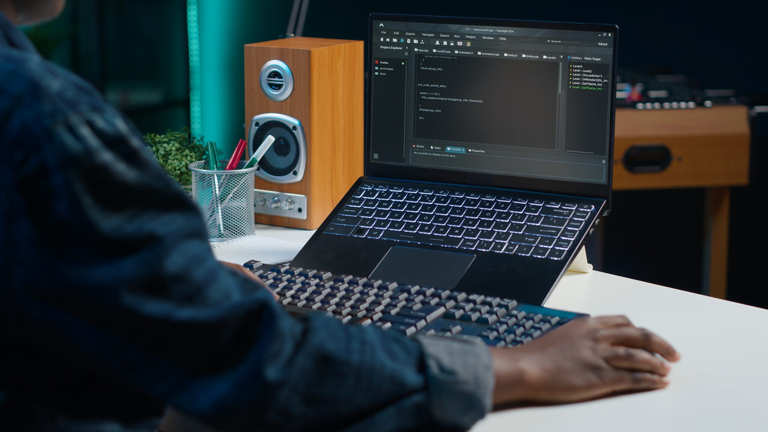 CEO vs. CTO Perspective: The Business ROI of Software Modernization